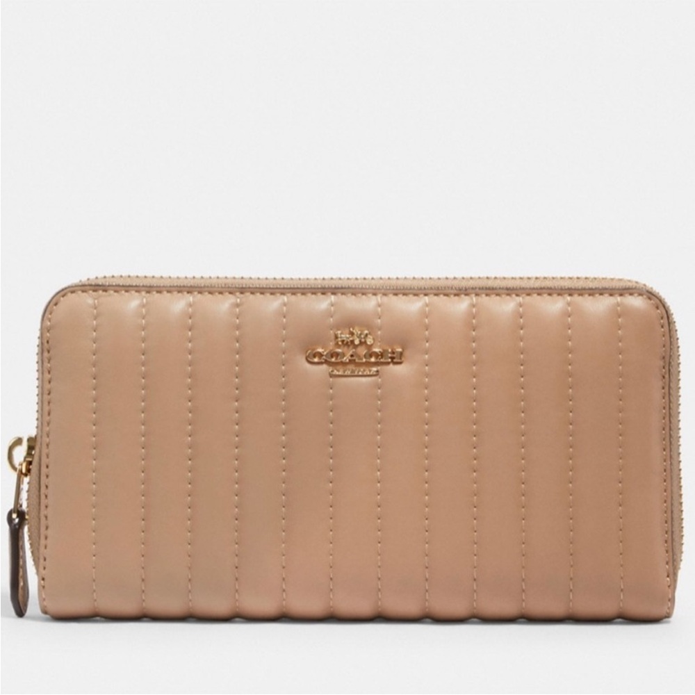 COACH Accordion Zip Tan Leather Wallet With Quilting Women’s